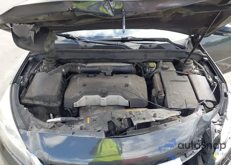 2015 Chevrolet Malibu 1Lt из США, поврежденный, VIN 1G11C5SL9FF332369